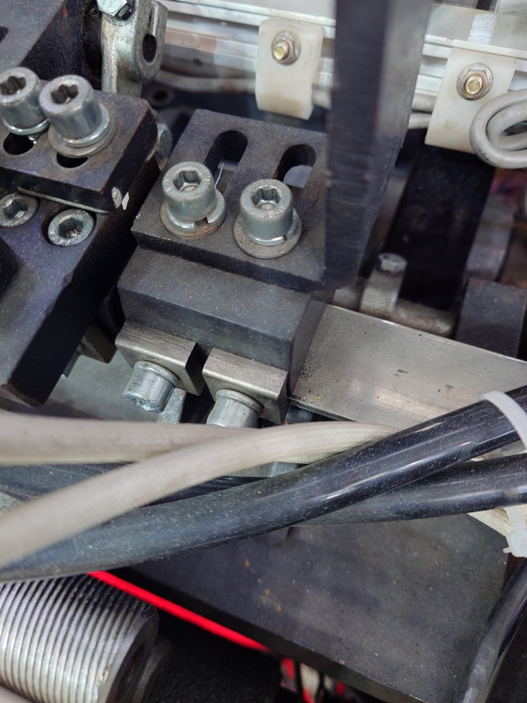 инновация в борьбе с вибрационным ослаблением болтового соединения